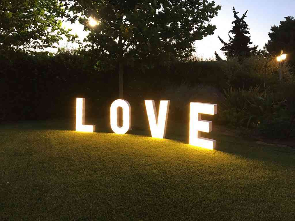 , Photos Illuminated Wedding Letters