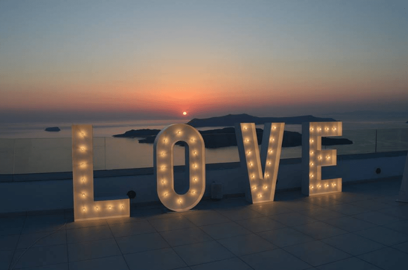Illuminated Letters in Santorini – Santo Wines – Rocabella – Le Ciel - Lightup Letters , Destination Wedding in Santorini | Hire a Wedding Dj | wedding Fireworks