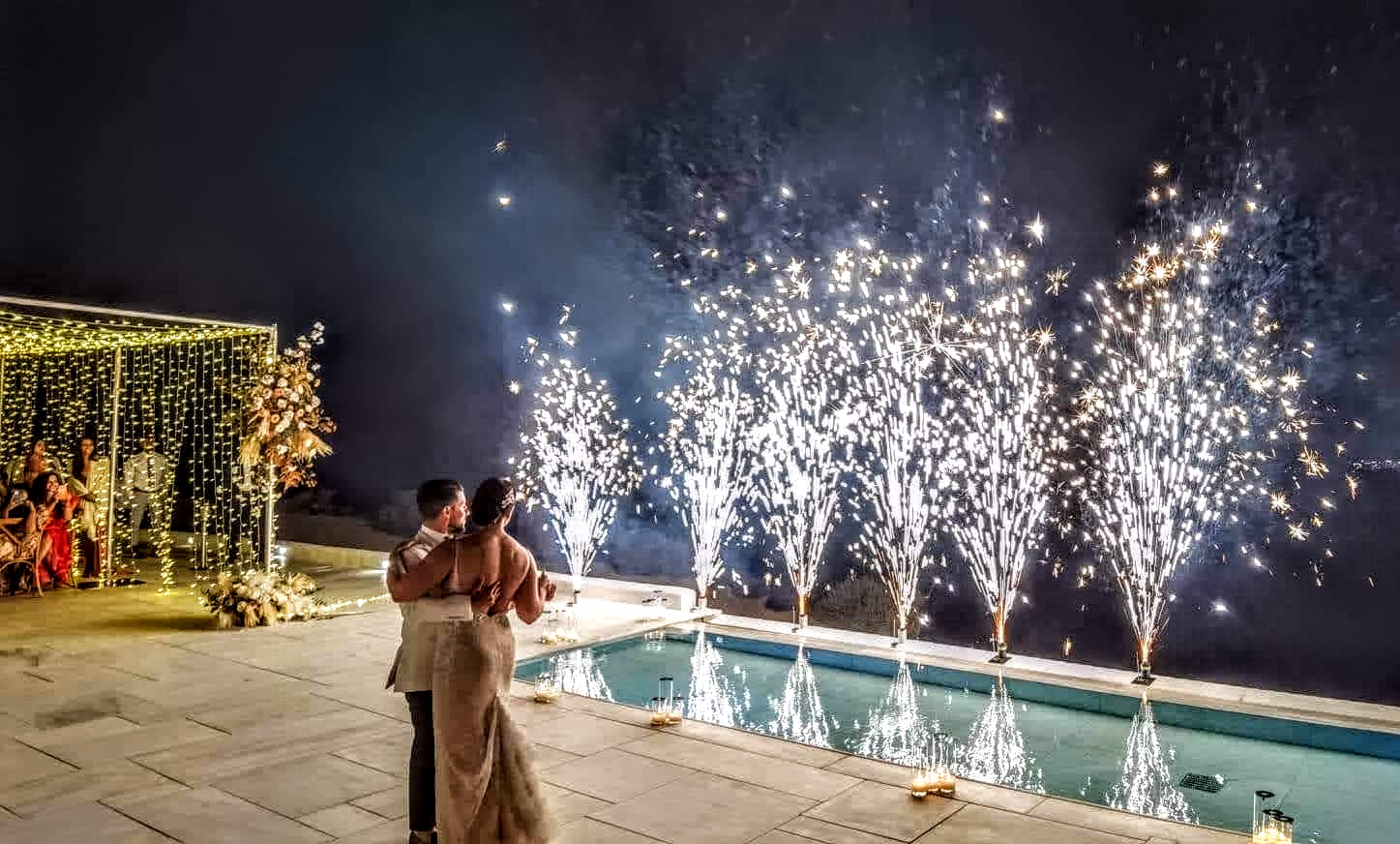 Fountain Fireworks - Wedding Fireworks Dana Villas Santorini