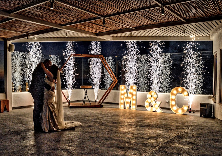 Wedding at Pyrgos restaurant Santorini - Fountain Fireworks - Wedding Fireworks - Illuminated Letters